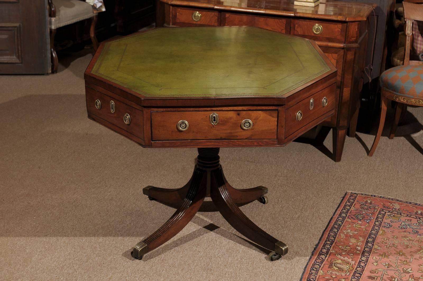 Early 19th Century English Regency Octagonal Rent Table with Pedestal Base 2