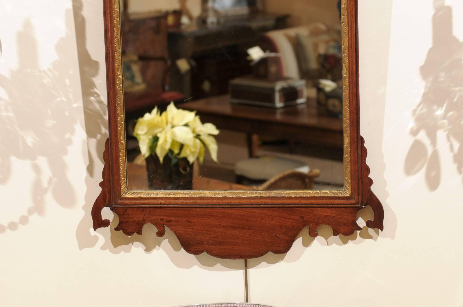 English Chippendale Mirror in Mahogany with Eagle Crest, circa 1750 1
