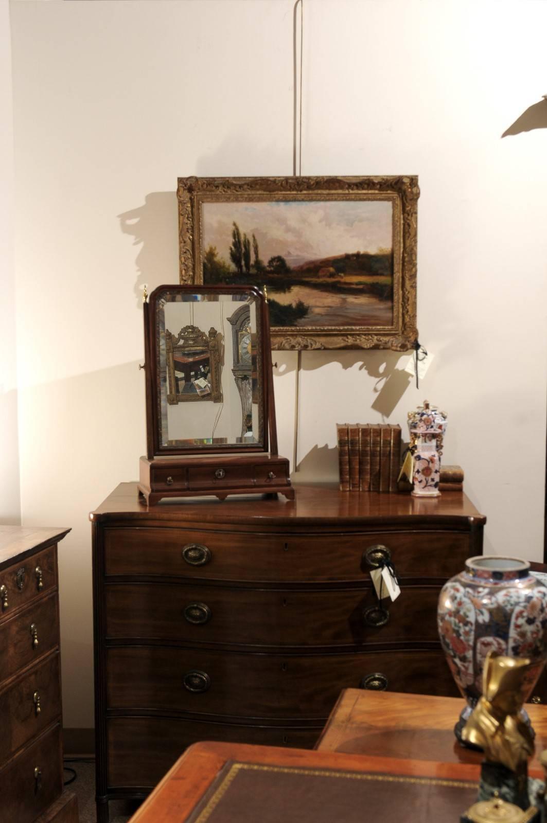 English George III Mahogany Shaving Mirror, Late 18th Century In Good Condition For Sale In Atlanta, GA