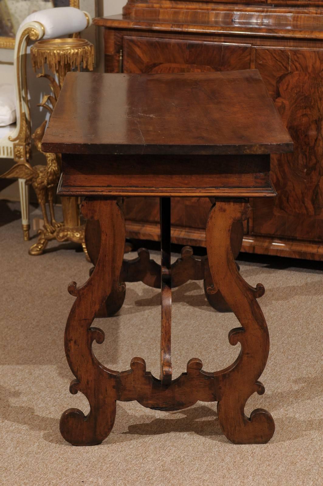 18th Century Italian Walnut Lyre Leg Console Table For Sale 6