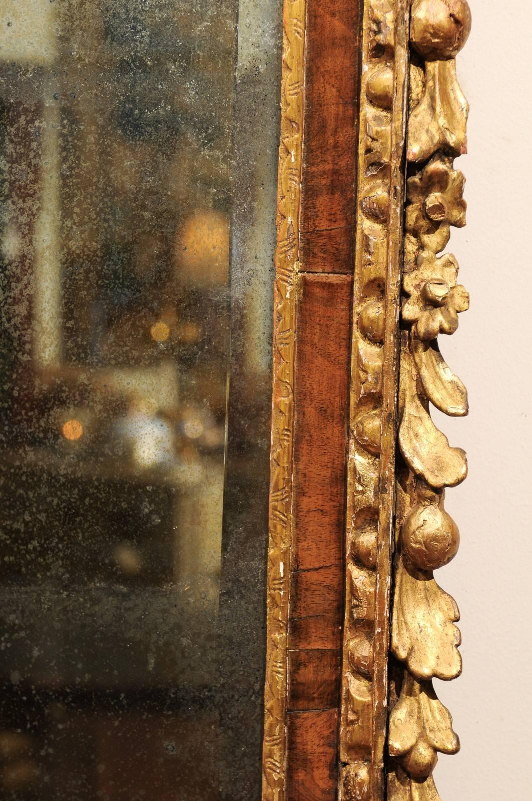 Mid-18th Century George II Burled Walnut and Parcel-Gilt Mirror with Eagle Cest 4