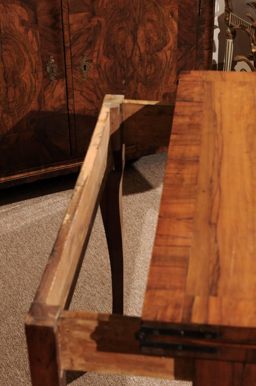 18th Century Olivewood Game Table with Drawer, Cabriole Legs and Hoof Feet In Excellent Condition In Atlanta, GA