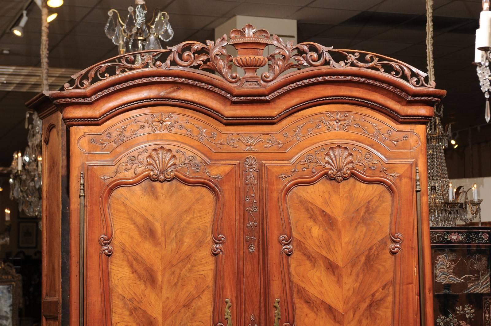 19th Century French Renaissance Style Armoire in Fruitwood with Double Bonnet 3