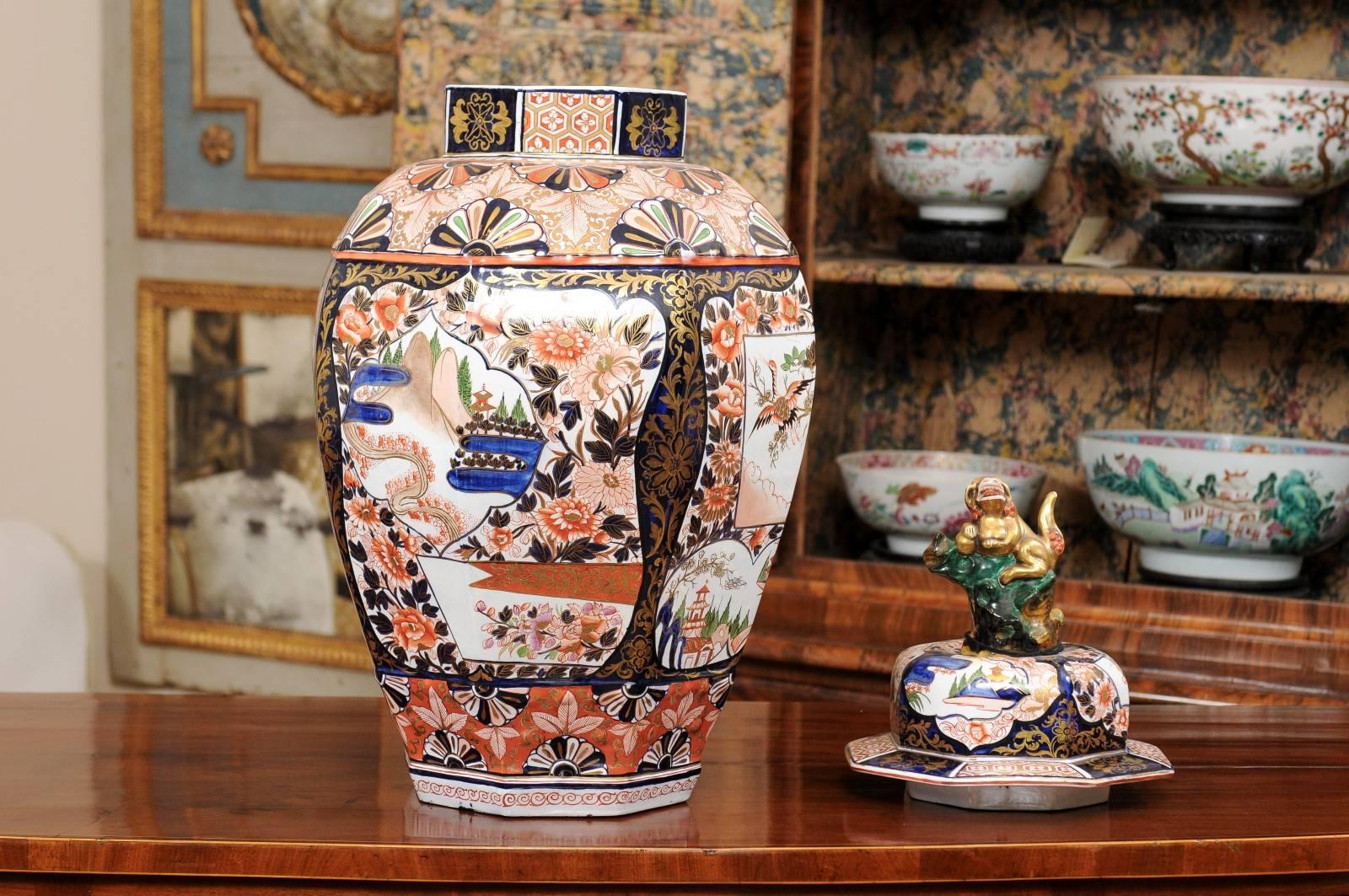 19th Century Ironstone Urn & Lid with Foo Dog Finial, England ca. 1820 For Sale