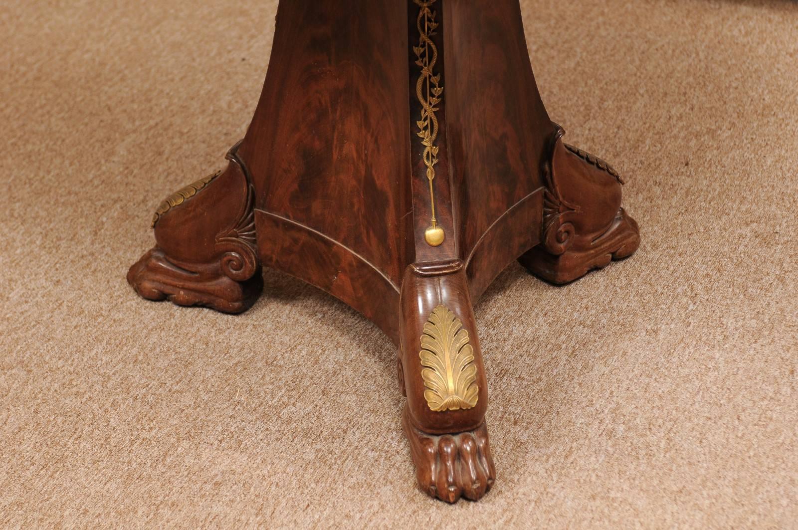 French Empire Mahogany Centre Table with Bronze Dore Mounts, Early 19th Century For Sale 3