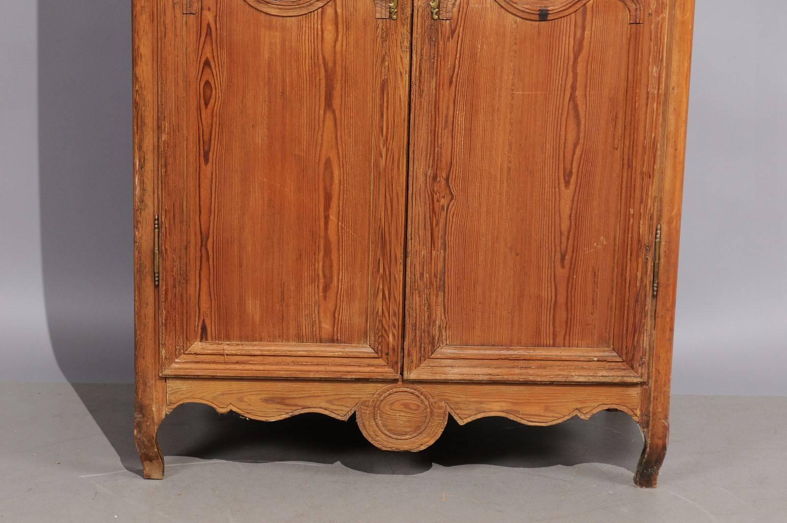 19th Century French Pine Armoire In Good Condition In Atlanta, GA