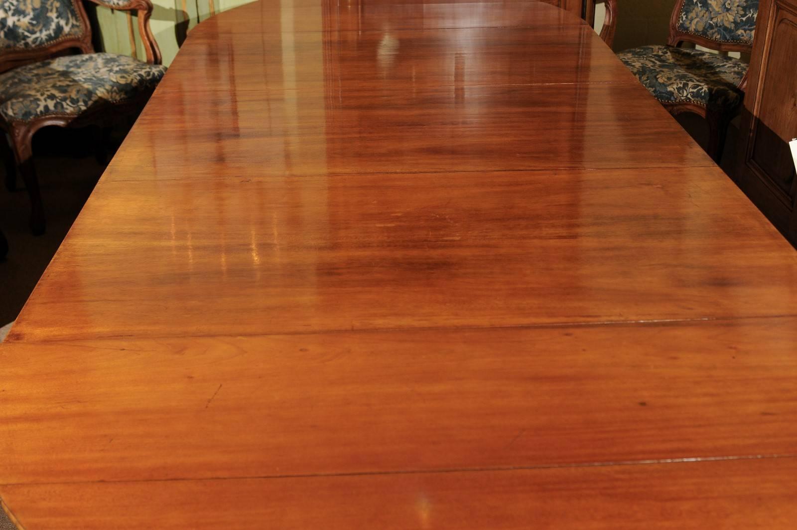 Extension Dining Table in Mahogany & Turned Tapering Legs, France, 19th Century 6