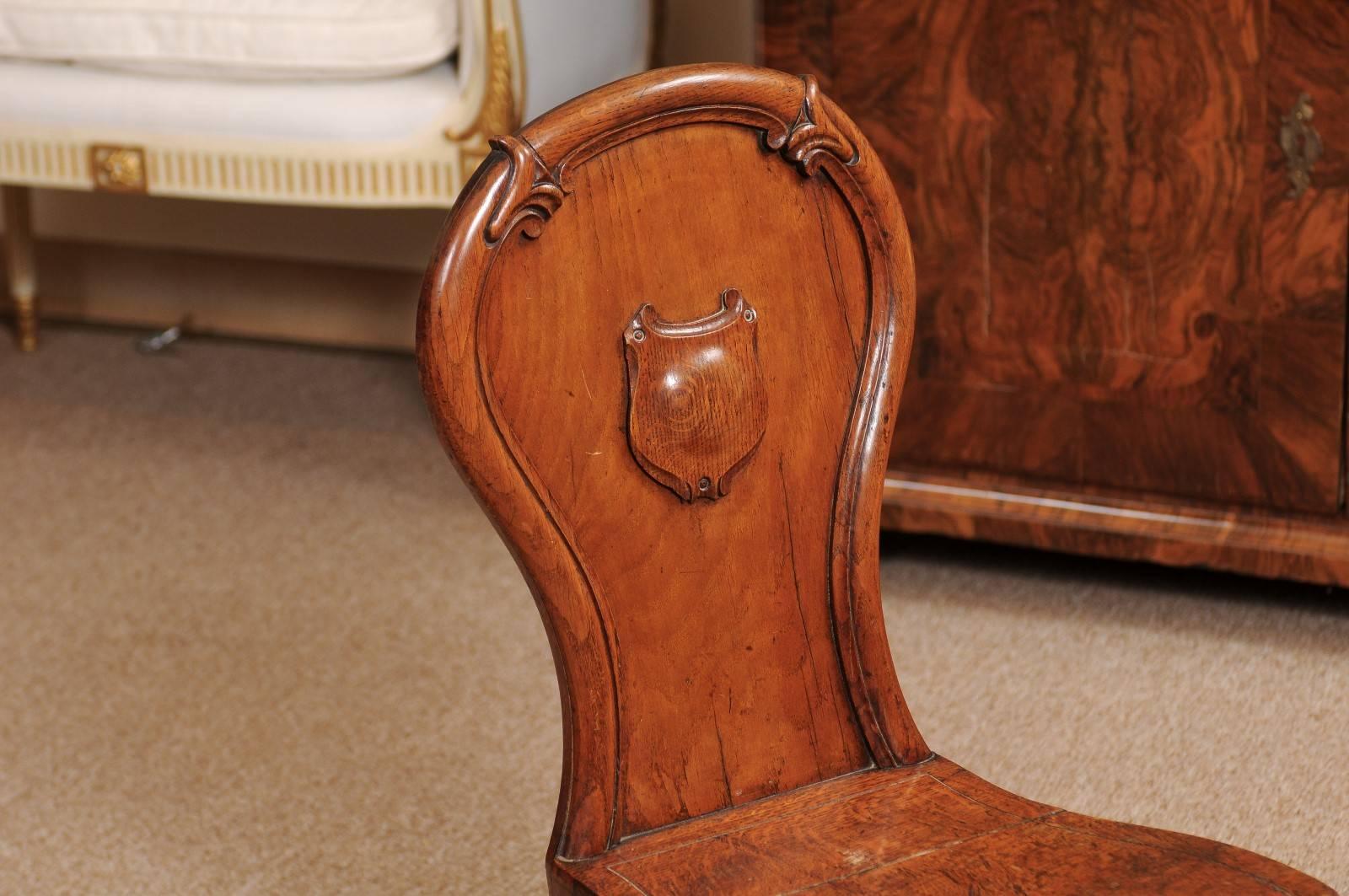 Late 19th Century English Oak Hall Chair 1