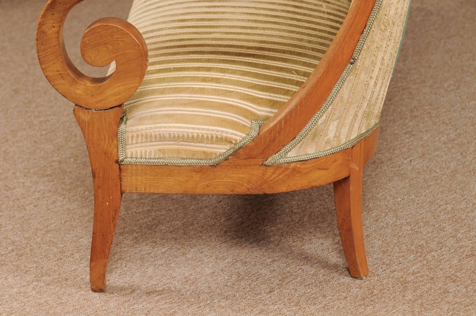 Early 19th Biedermeier Settee with Scroll Arms and Curved Back in Birch Wood 3
