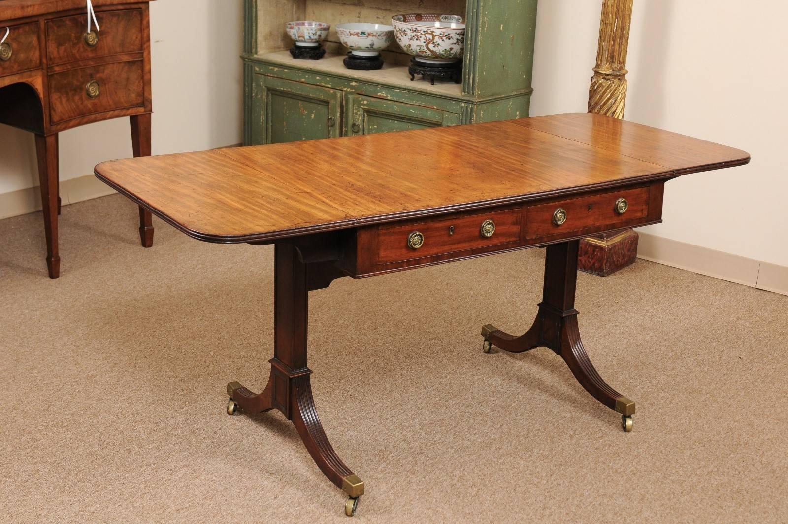 English Regency Mahogany Sofa Table, Early 19th Century In Good Condition In Atlanta, GA