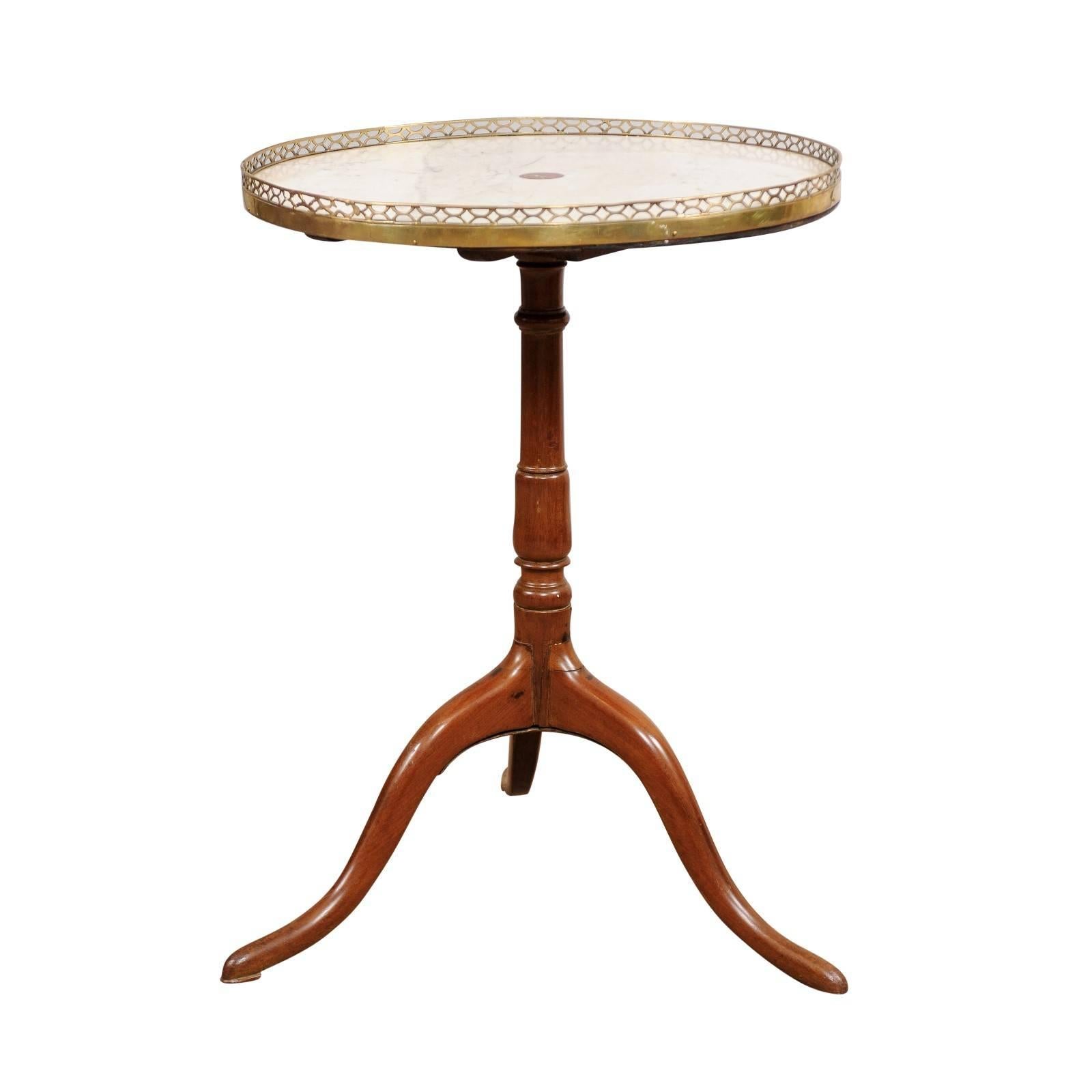 French Louis XVI Revolving Walnut Gueridon with Marble Top