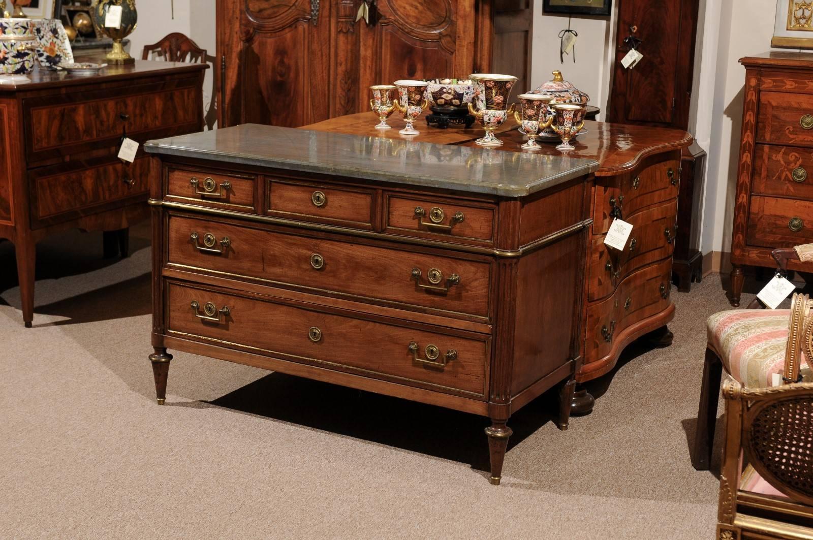 Late 18th Century French Louis XVI Walnut Commode (Louis XVI.)