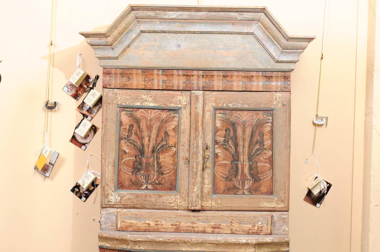 Swedish Painted Polychrome Cupboard, Early 19th Century In Good Condition In Atlanta, GA