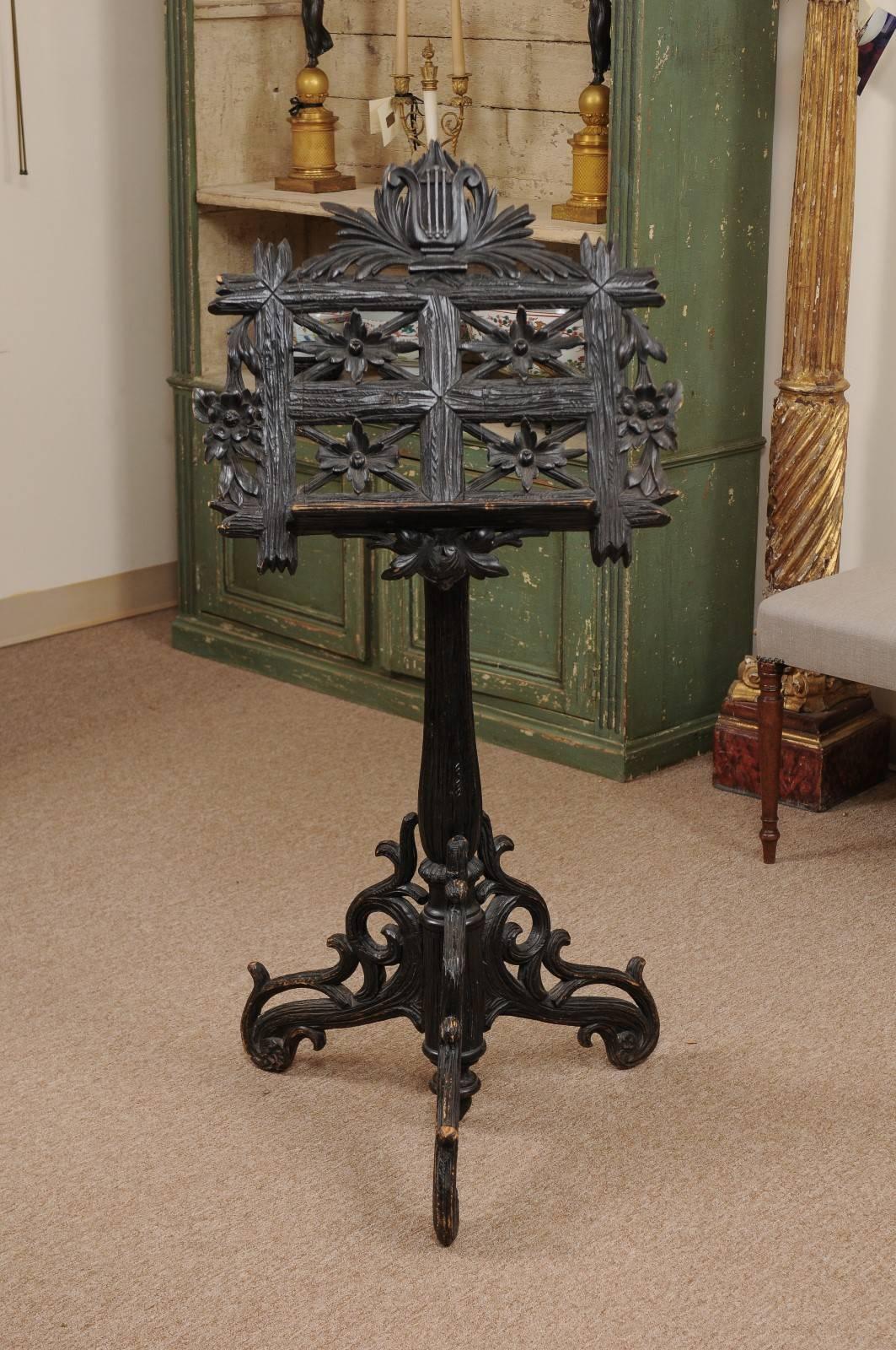 19th Century French Black Forest Music Stand with Carved Lyre Crest and Flowers 5