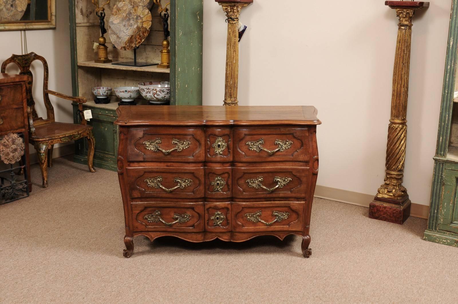 Hand-Carved 18th Century French Walnut Louis XV Three-Drawer Commode with Linen Fold Front