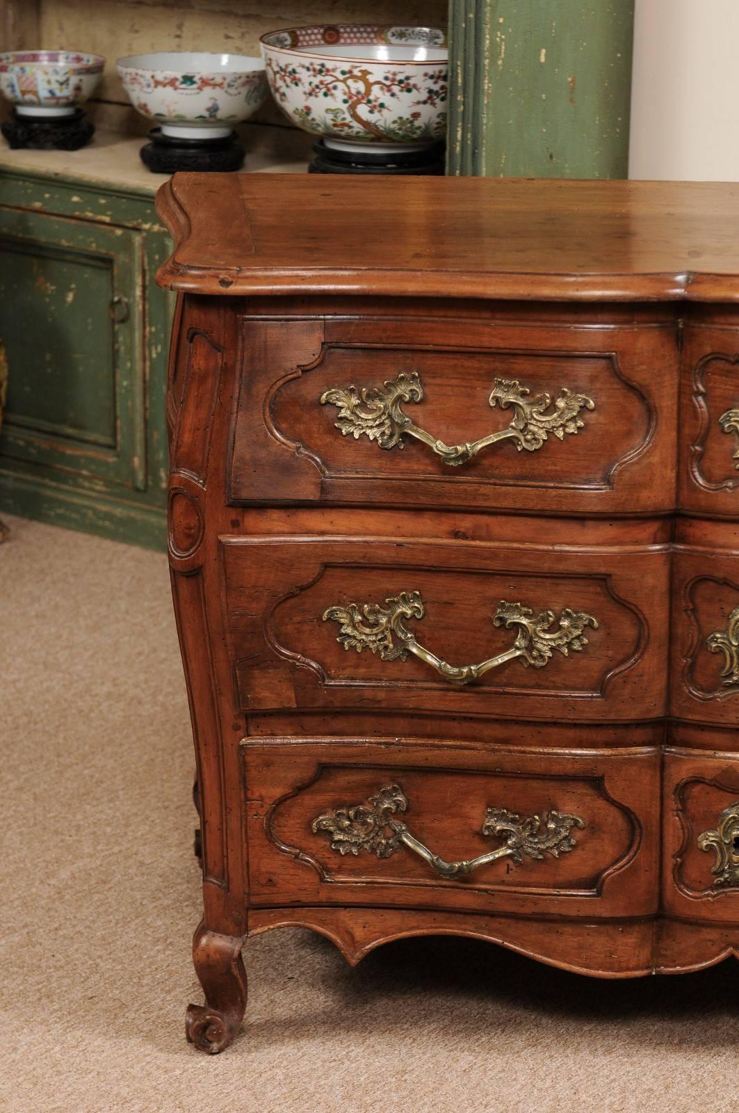 18th Century French Walnut Louis XV Three-Drawer Commode with Linen Fold Front In Good Condition In Atlanta, GA