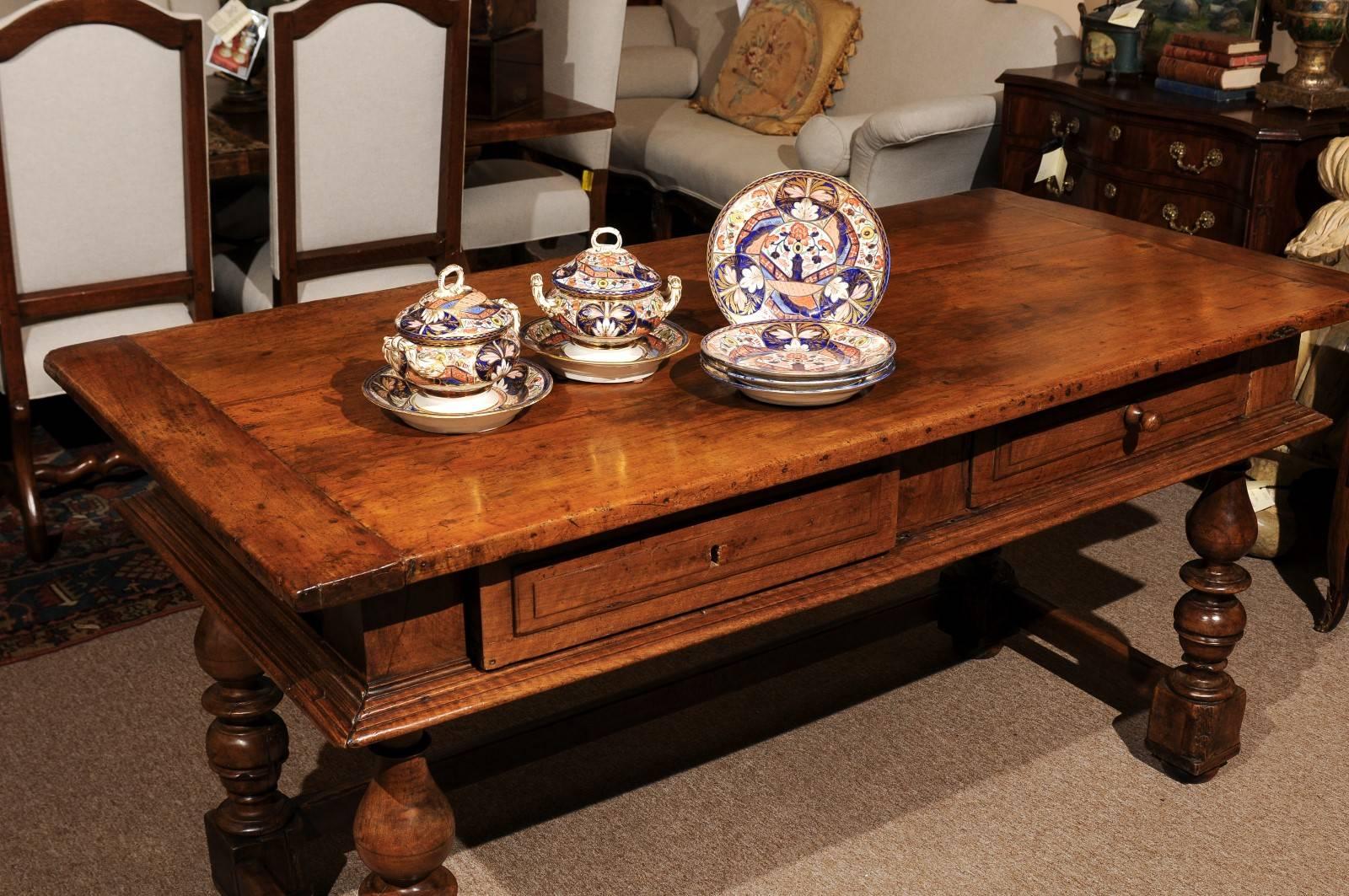 English Pair of Derby Sauce Tureens w/ Lid & Underplate and 4 Plates, England 19th Cent For Sale