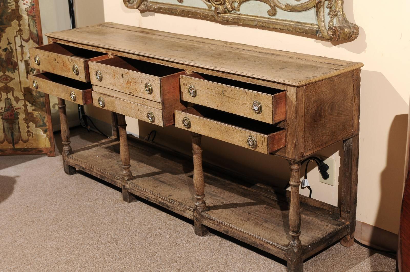 18th Century English Bleached Oak Dresser Base with Five Drawers and Lower Shelf 1