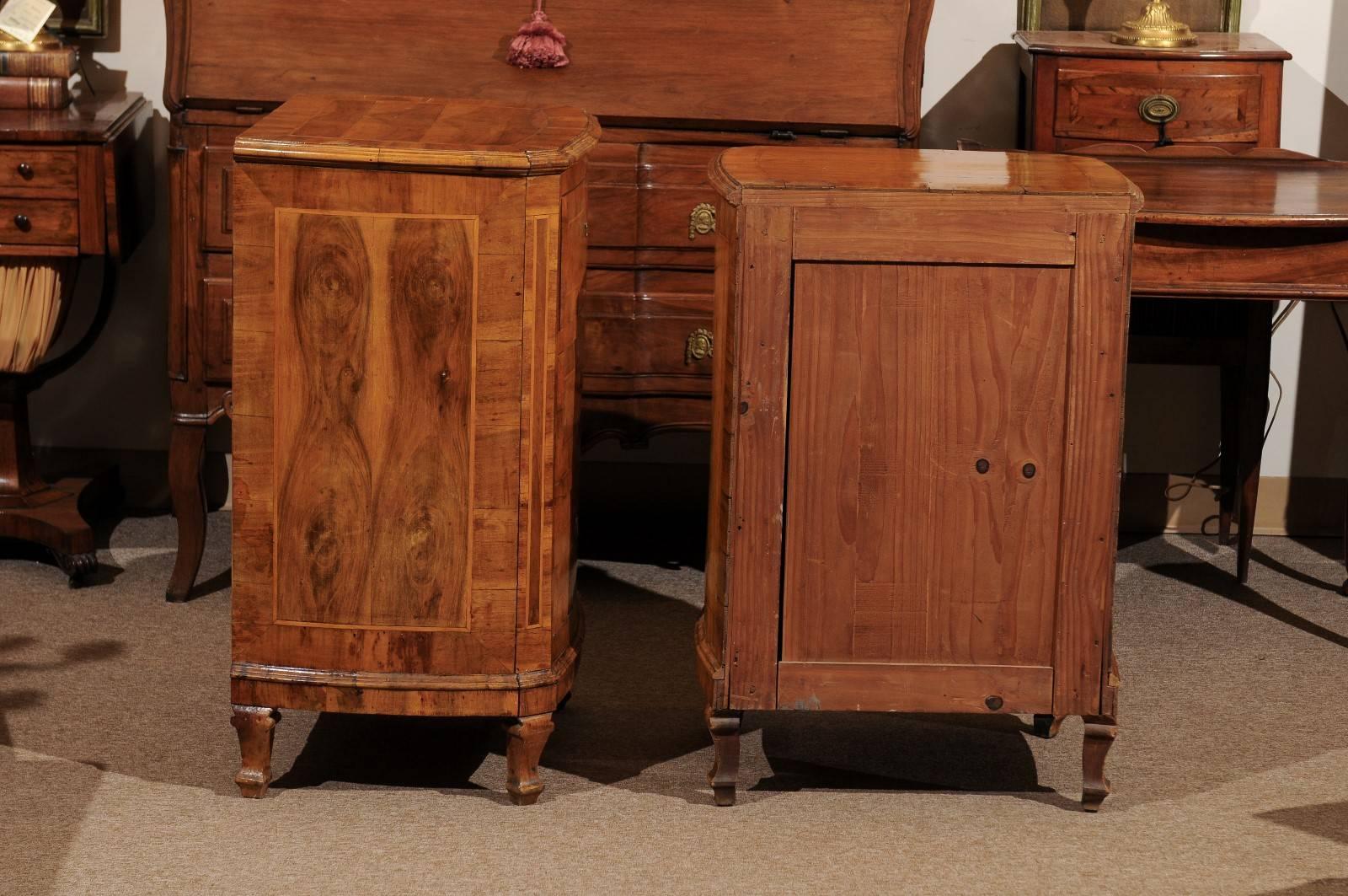 Pair of Matched Century Italian Walnut Inlaid Commodinis, 20th Century 5