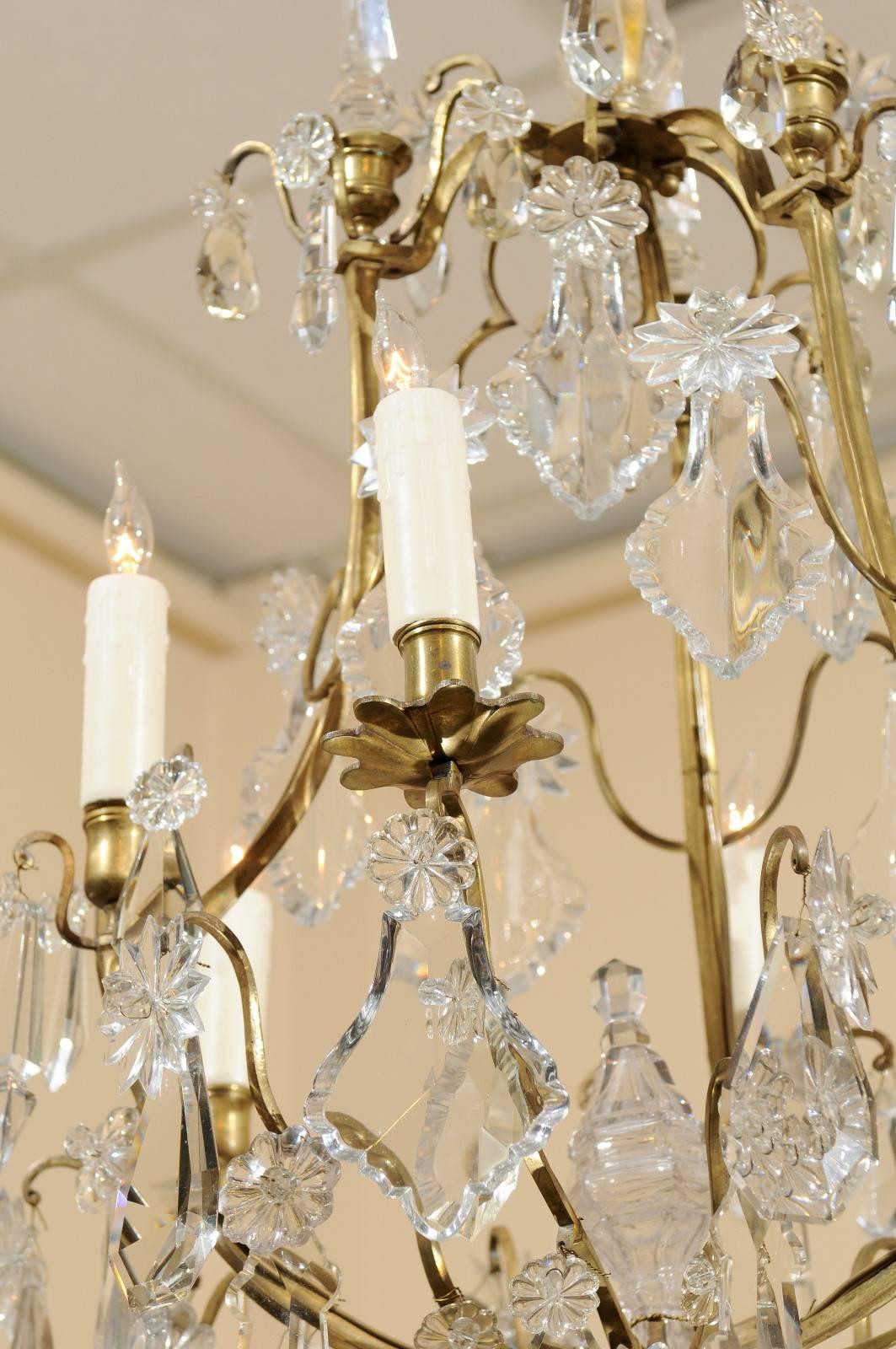 Louis XV Style Cut Crystal and Bronze Chandelier, France, circa 1890 For Sale 3