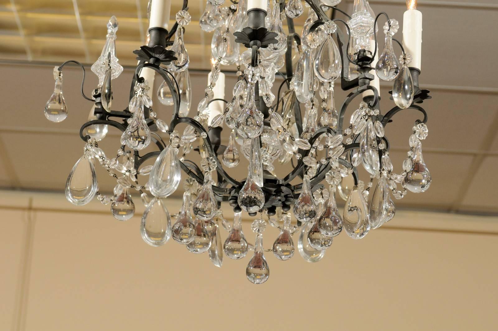 French Louis XV Style Chandelier with Black Metal Frame & Clear Crystals, 1890 In Good Condition For Sale In Atlanta, GA