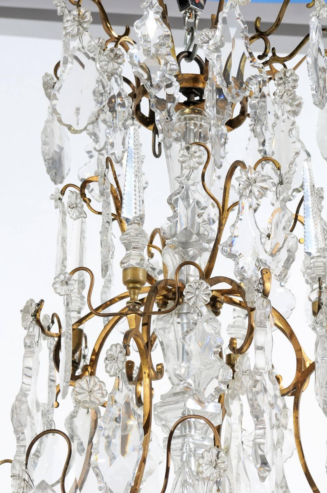 Crystal & Bronze Louis XV Style Chandelier with 12 Lights, 19th Century France For Sale 6