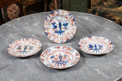 Set of 4 Imari Plates with Urn Motif, ca. 1780