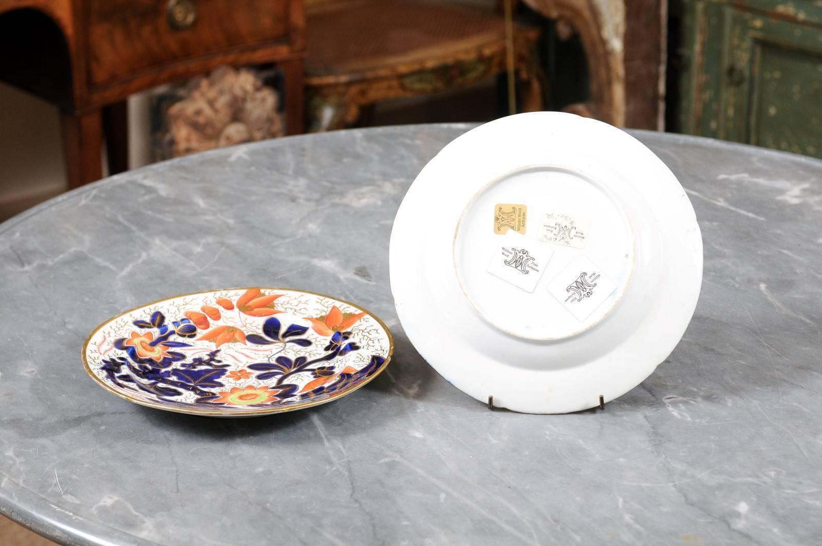 Pair of 19th Century English Coalport Porcelain Plates For Sale 1