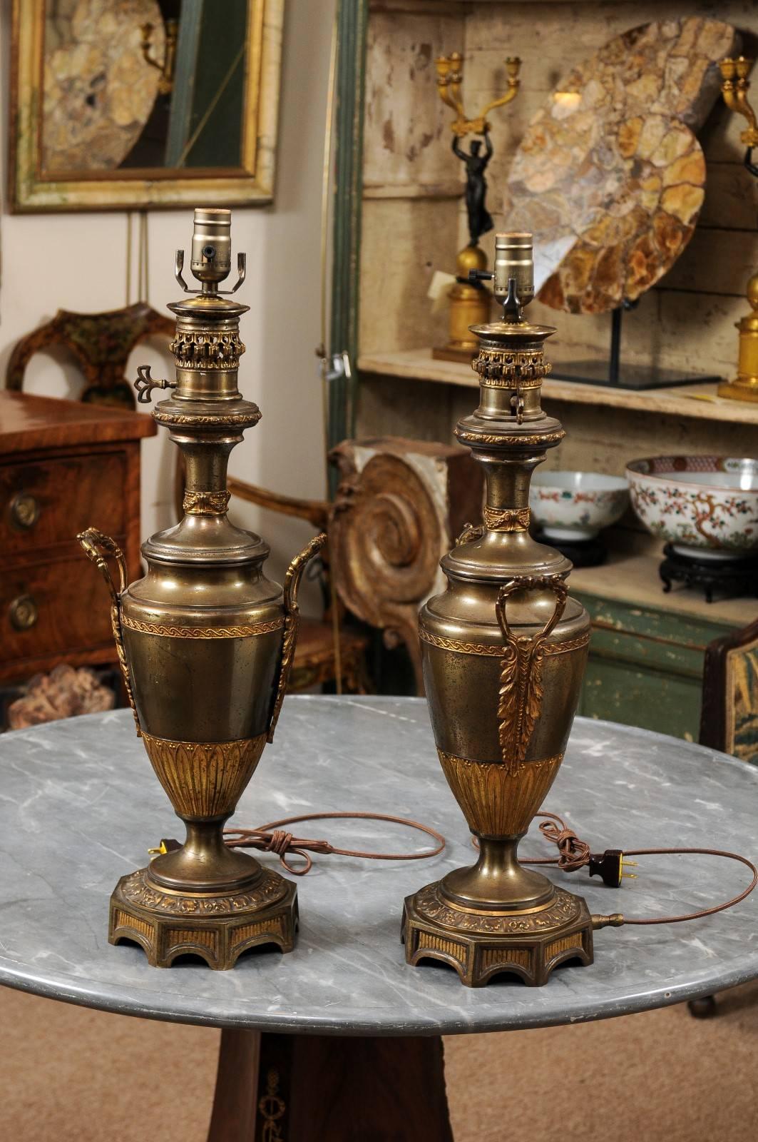 Pair of Neoclassical Style French Gilt Metal Urn Lamps, circa 1880 4