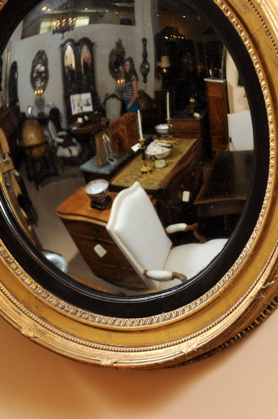English Regency Giltwood Bullseye Convex Mirror with Eagle Crest, circa 1820 2