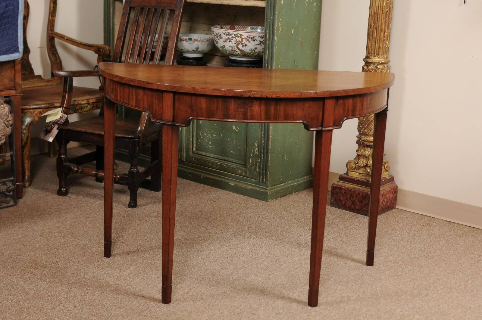 Pair of George III English Demi-Lune Console Tables in Mahogany 4