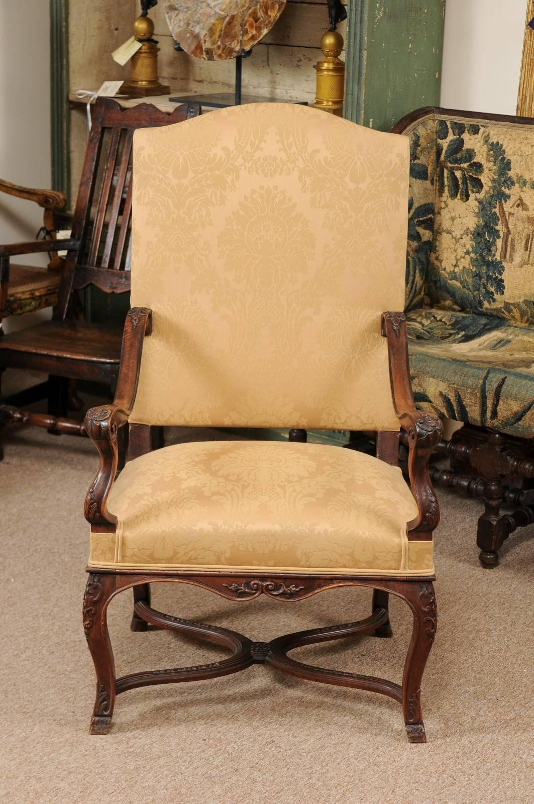 18th Century Regence Period Fauteuil in Walnut, France ca. 1720 For Sale