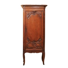 Petite French Louis XV Pine Bonnetiere, Mid-18th Century