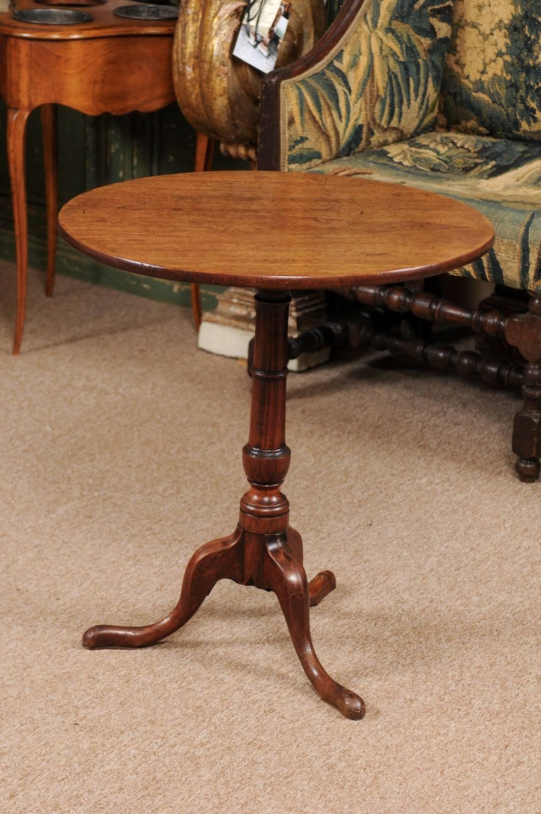 18th Century English Mahogany Tilt-Top Table with Tripod Base & Pad Feet 3