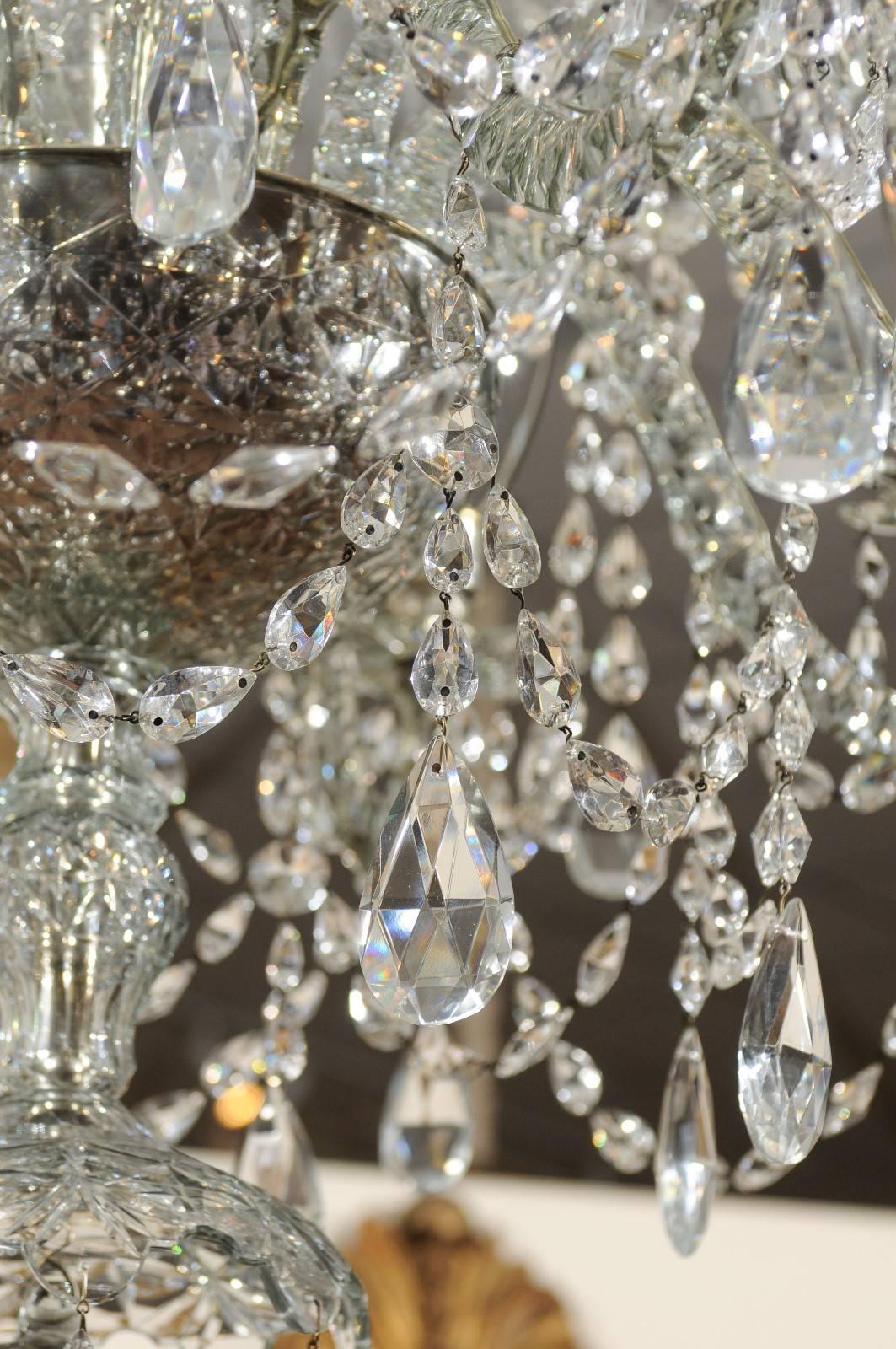 Mid-19th Century Irish Waterford Crystal Eight-Arm Chandelier 2