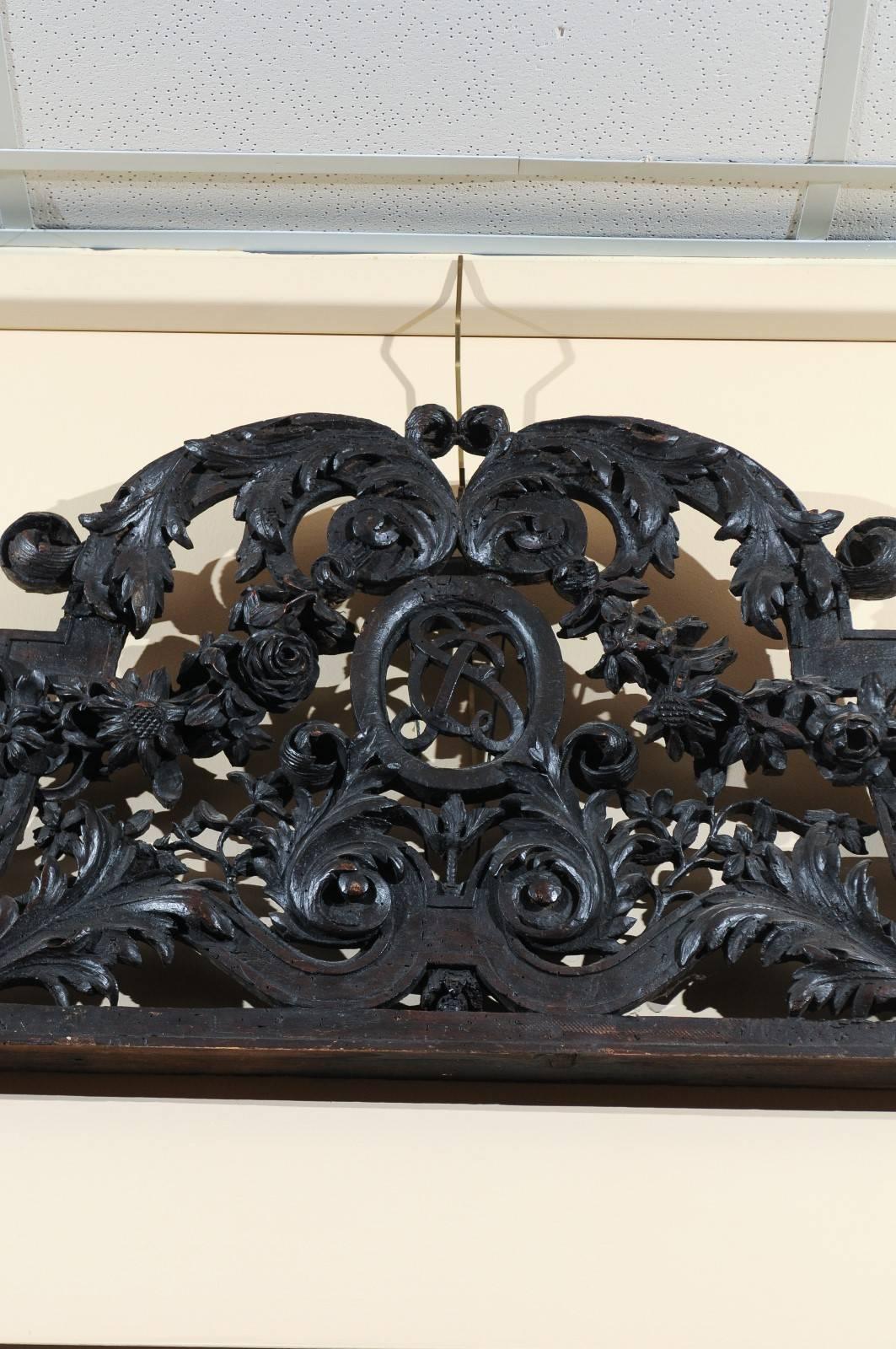 Late 18th Century Louis XIV Carved Oak Overdoor with Floral Garland Motif, France, circa 1780