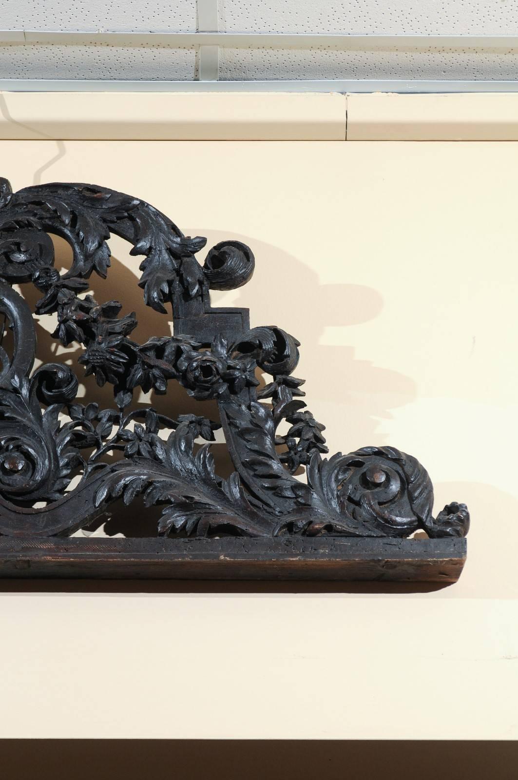 Louis XIV Carved Oak Overdoor with Floral Garland Motif, France, circa 1780 1