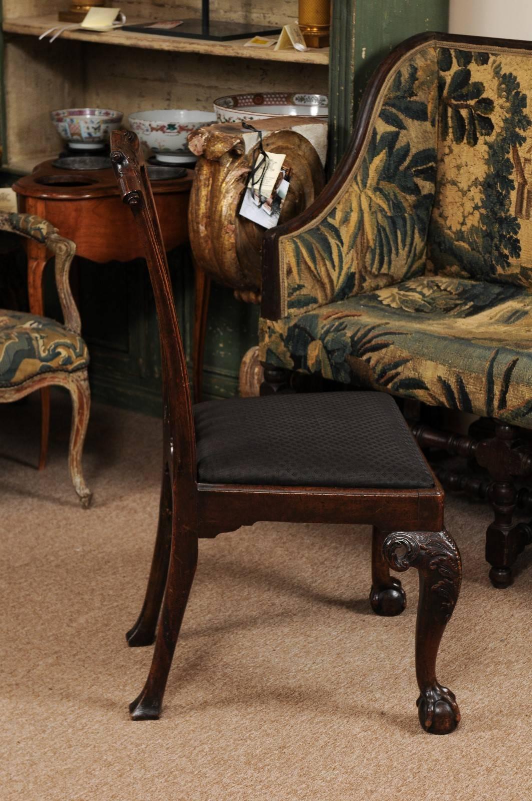 18th Century English Chippendale Side Chair in Walnut with Pierced Back Splat In Good Condition In Atlanta, GA