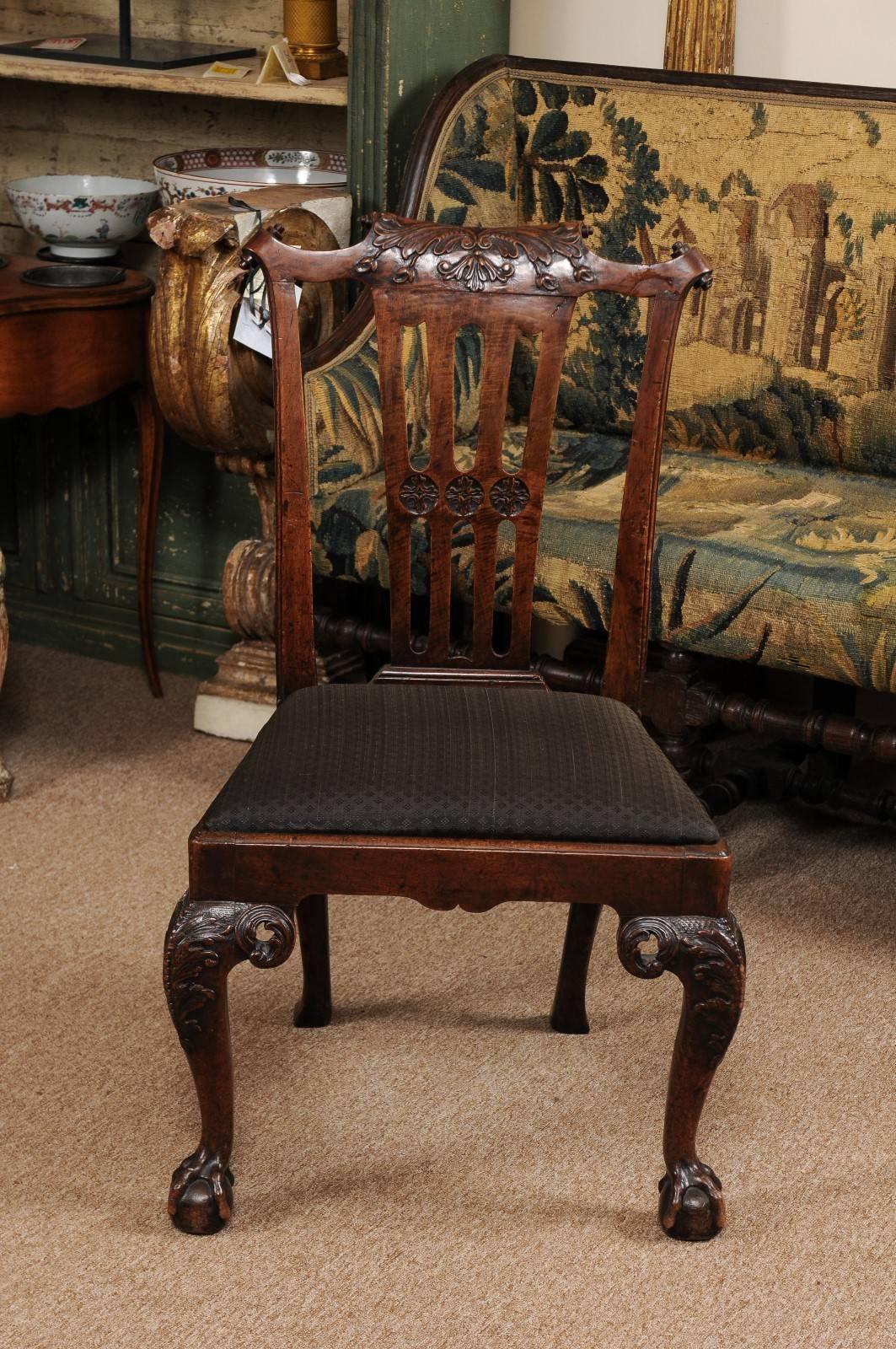 18th Century English Chippendale Side Chair in Walnut with Pierced Back Splat 2
