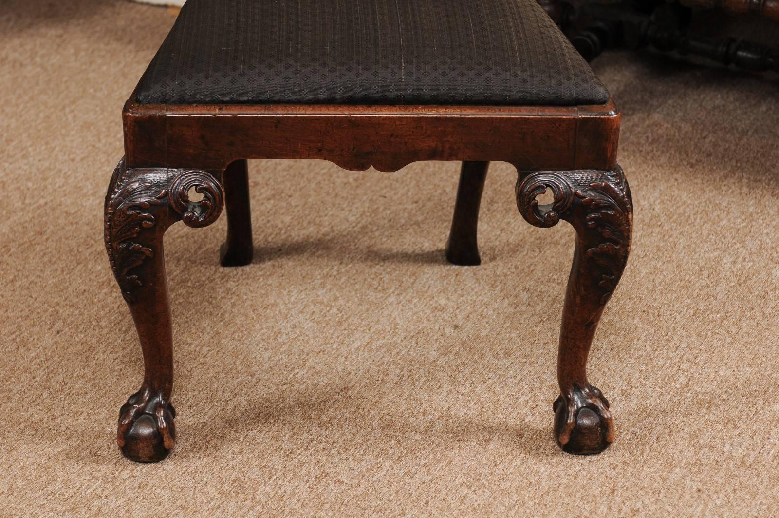 18th Century English Chippendale Side Chair in Walnut with Pierced Back Splat 3