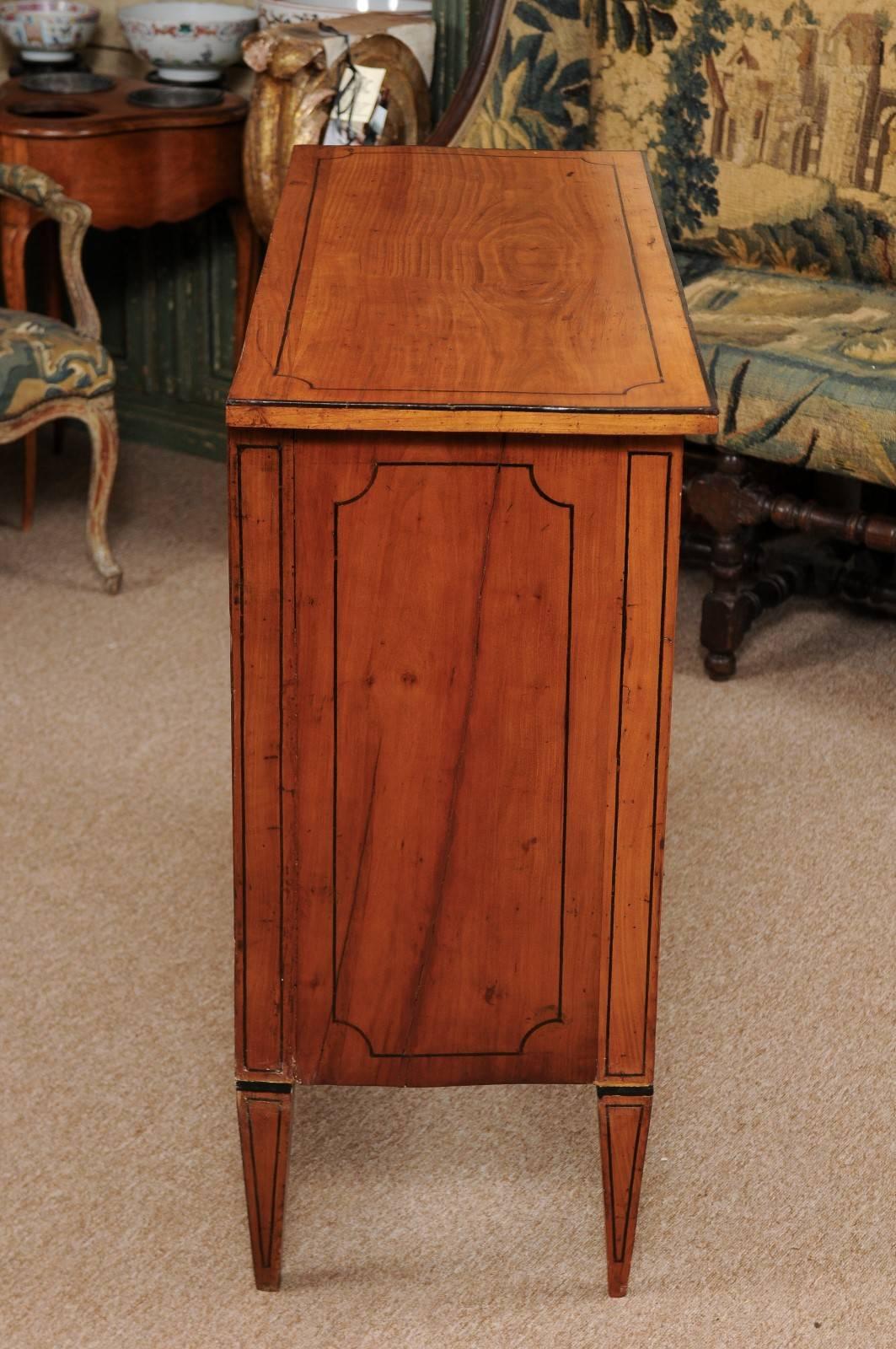 Late 18th Century Italian Neoclassical Fruitwood Commode 4