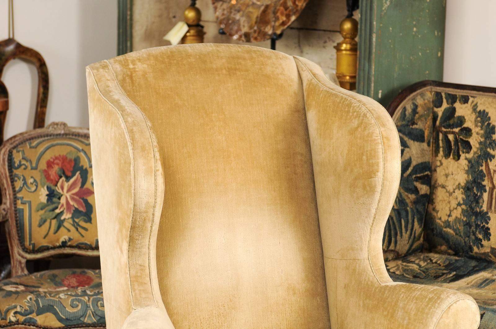 English 19th Century Queen Anne Style Walnut Wing Chair
