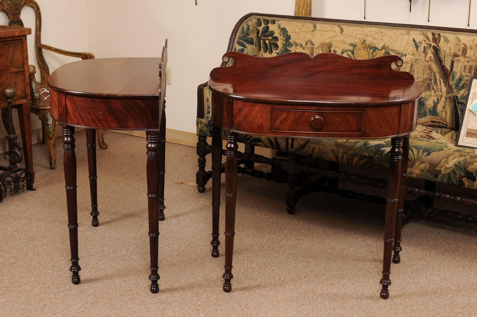 Pair of 19th Century Federal Style Mahogany Demilune Console Tables 5