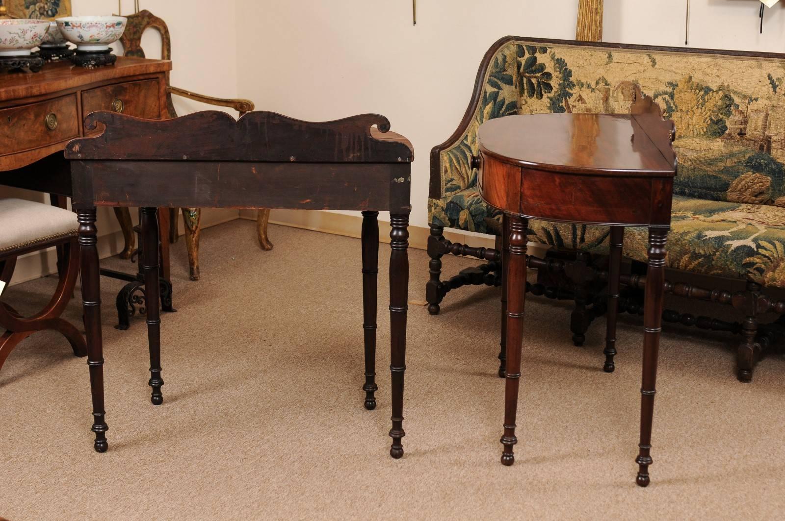 Pair of 19th Century Federal Style Mahogany Demilune Console Tables 4
