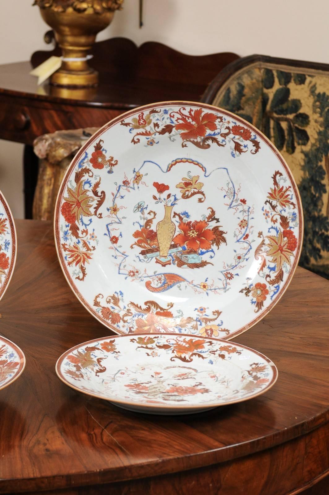 18th Century and Earlier Set of 4 18th Century Chinese Export Imari Porcelain Chargers in 2 Sizes For Sale