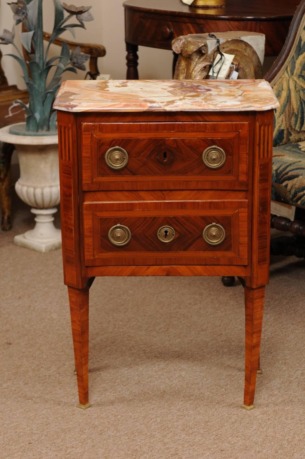 French Louis XVI Inlaid Petite Commode in Kingswood, Late 18th Century In Good Condition In Atlanta, GA