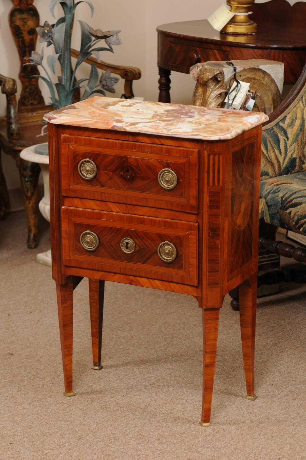 French Louis XVI Inlaid Petite Commode in Kingswood, Late 18th Century 1