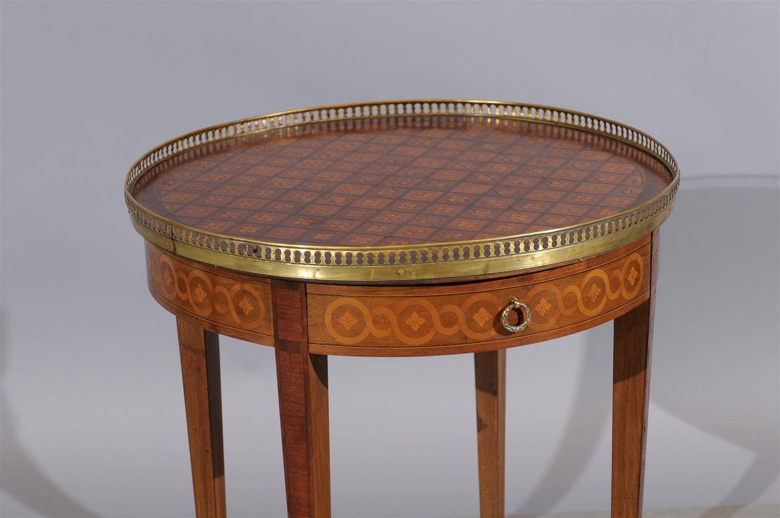 French Louis XVI Style Parquetry Inlaid Bouillotte Table, Early 20th Century 1