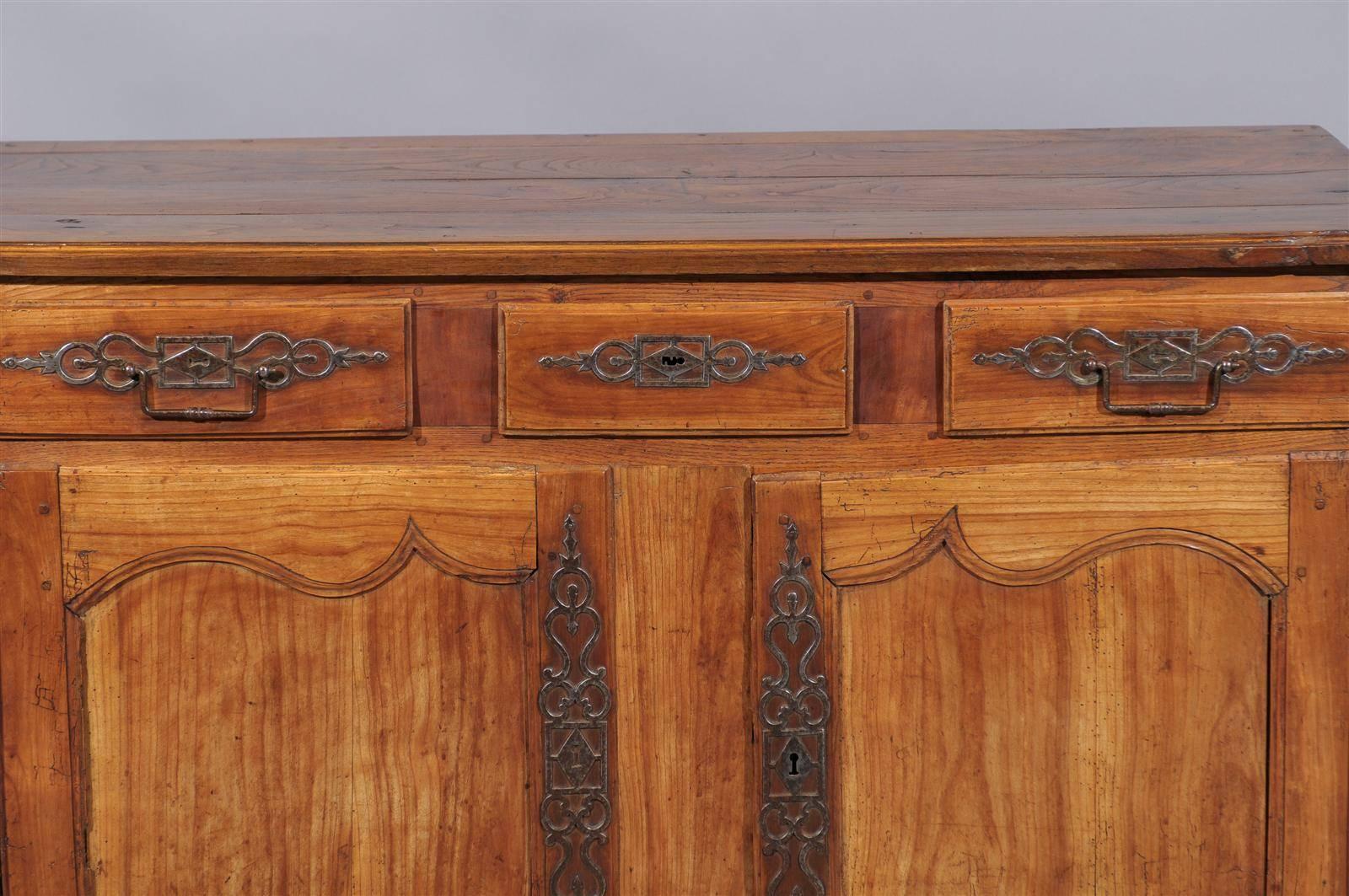 French Louis XV Style Fruitwood Buffet with Marquetry Inlay, circa 1820 For Sale 6