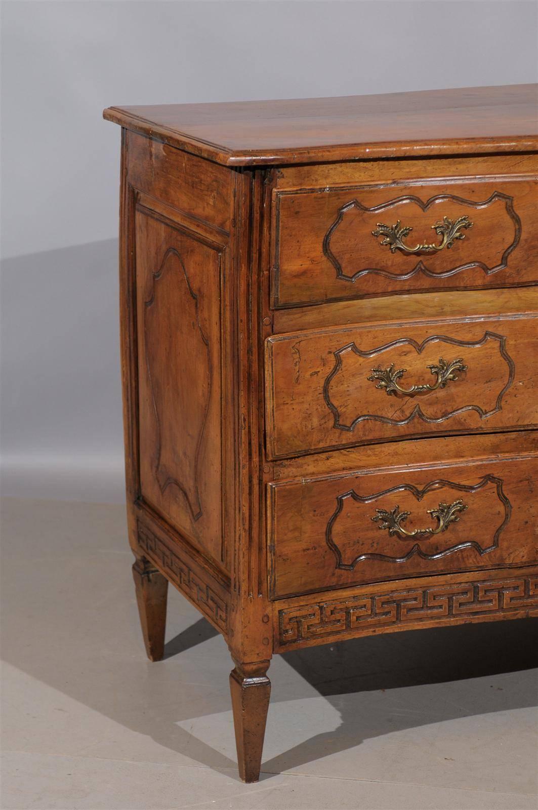Italian Transitional Walnut Commode with Greek Key Carving, Late 18th Century 2